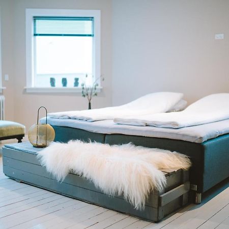 Brekkustova - Modern, Cosy And Spacious Apartment Клаксвуйк Экстерьер фото
