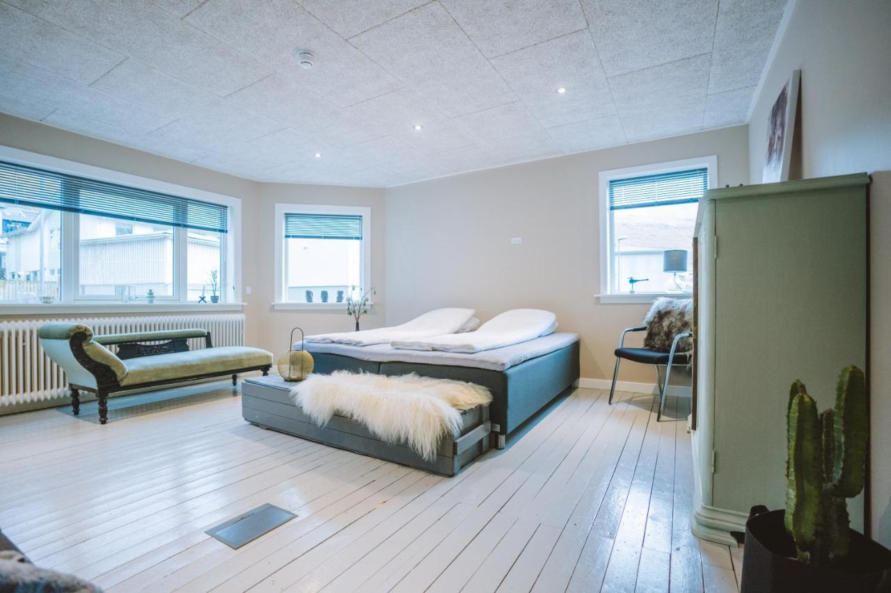 Brekkustova - Modern, Cosy And Spacious Apartment Клаксвуйк Экстерьер фото